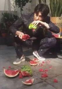 带你吃瓜搞笑拍摄,搞笑拍摄背后的“吃瓜”故事