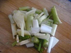 葫芦瓜怎么烫着吃,家常烫煮，美味升级