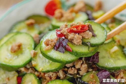 吃瓜小棋子,揭秘吃瓜小棋子的趣味人生